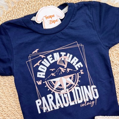 Conj. Camiseta Adventure Paragliding e Bermuda em Linho - Marinho e Areia